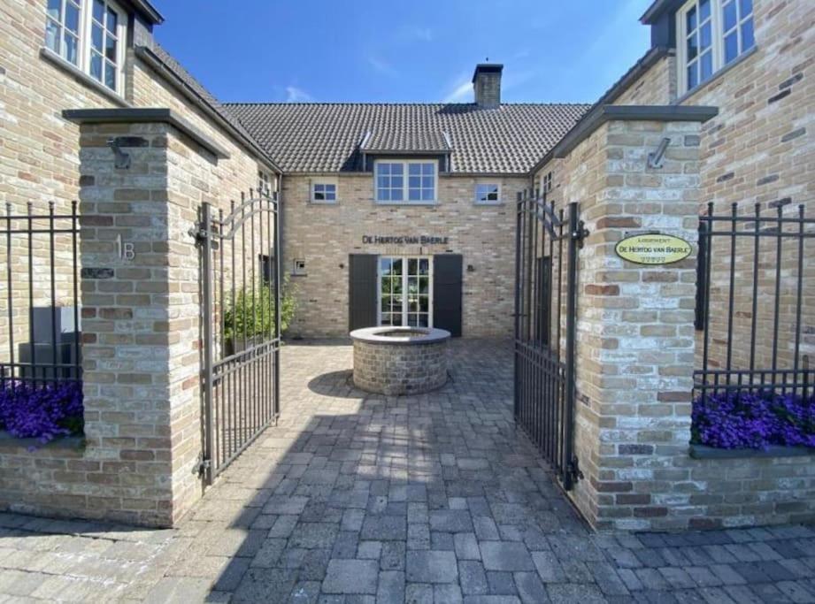 Sfeervol Familielandhuis In De Groene Kempen Baarle-Hertog Екстериор снимка