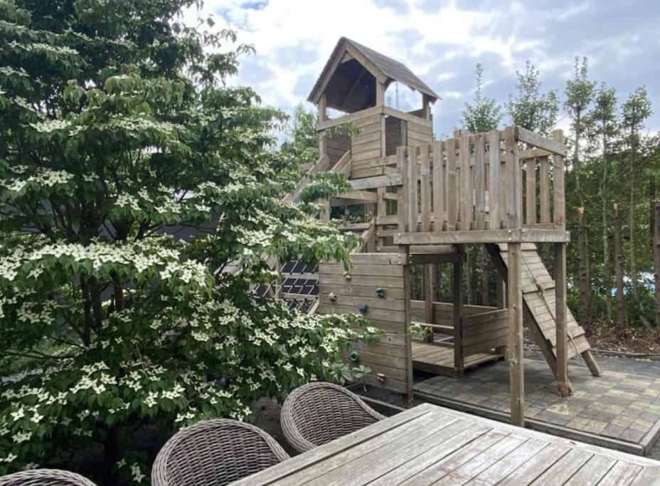 Sfeervol Familielandhuis In De Groene Kempen Baarle-Hertog Екстериор снимка