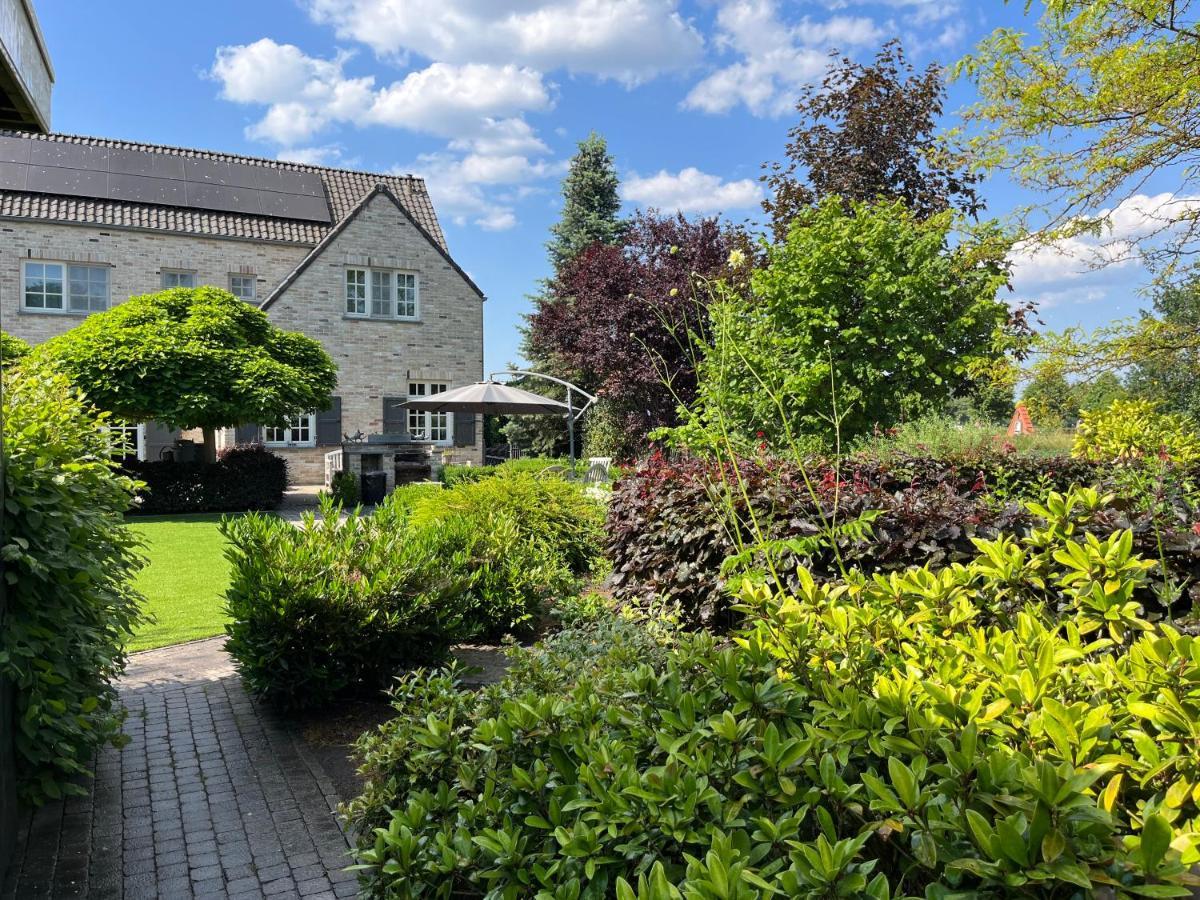 Sfeervol Familielandhuis In De Groene Kempen Baarle-Hertog Екстериор снимка